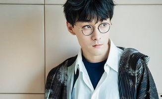 娱乐圈帅哥吃瓜图片高清,高清瓜图揭秘明星私享时光